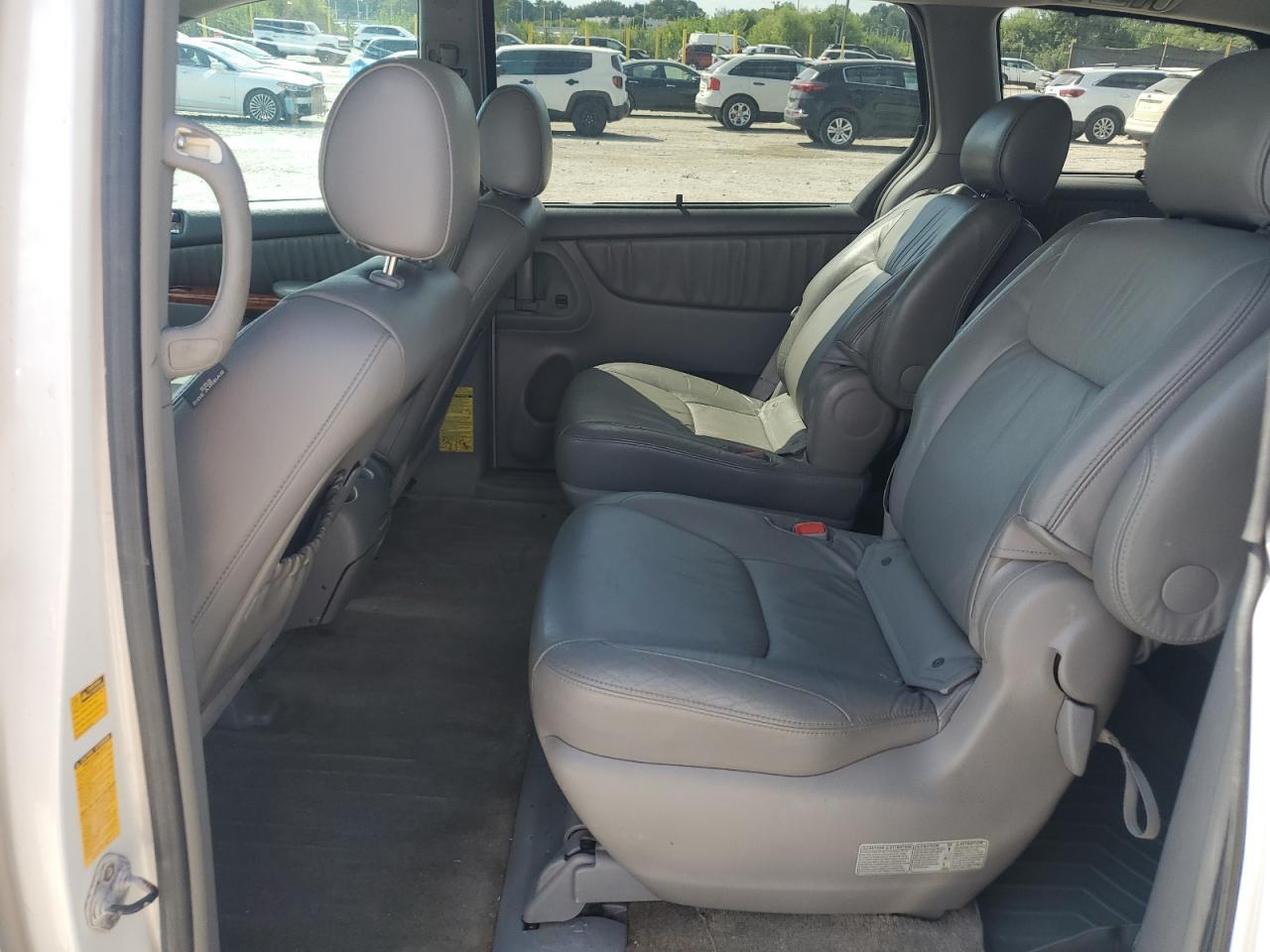 2007 TOYOTA SIENNA