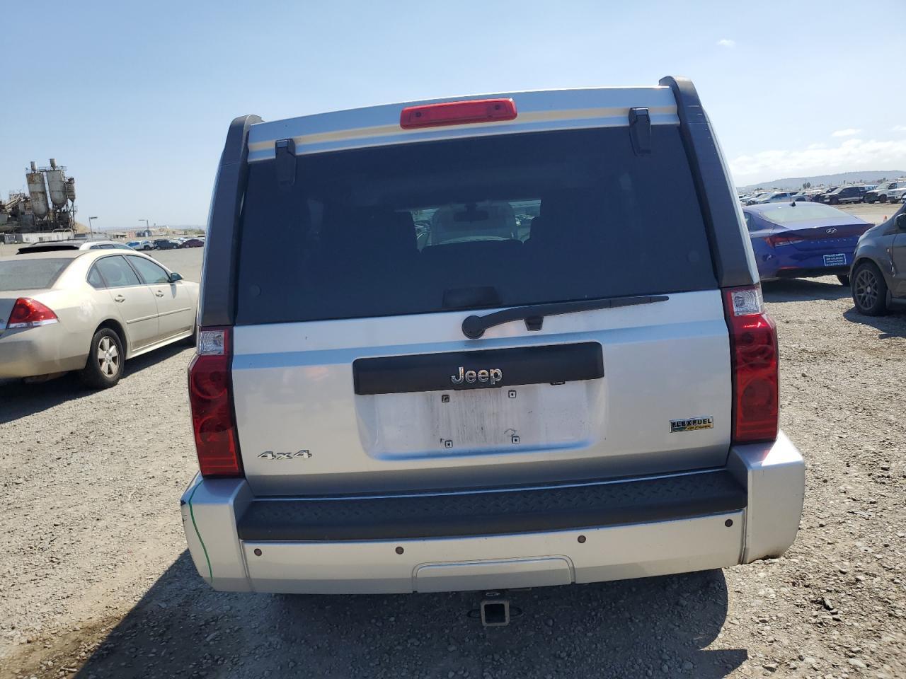 2008 JEEP Commander