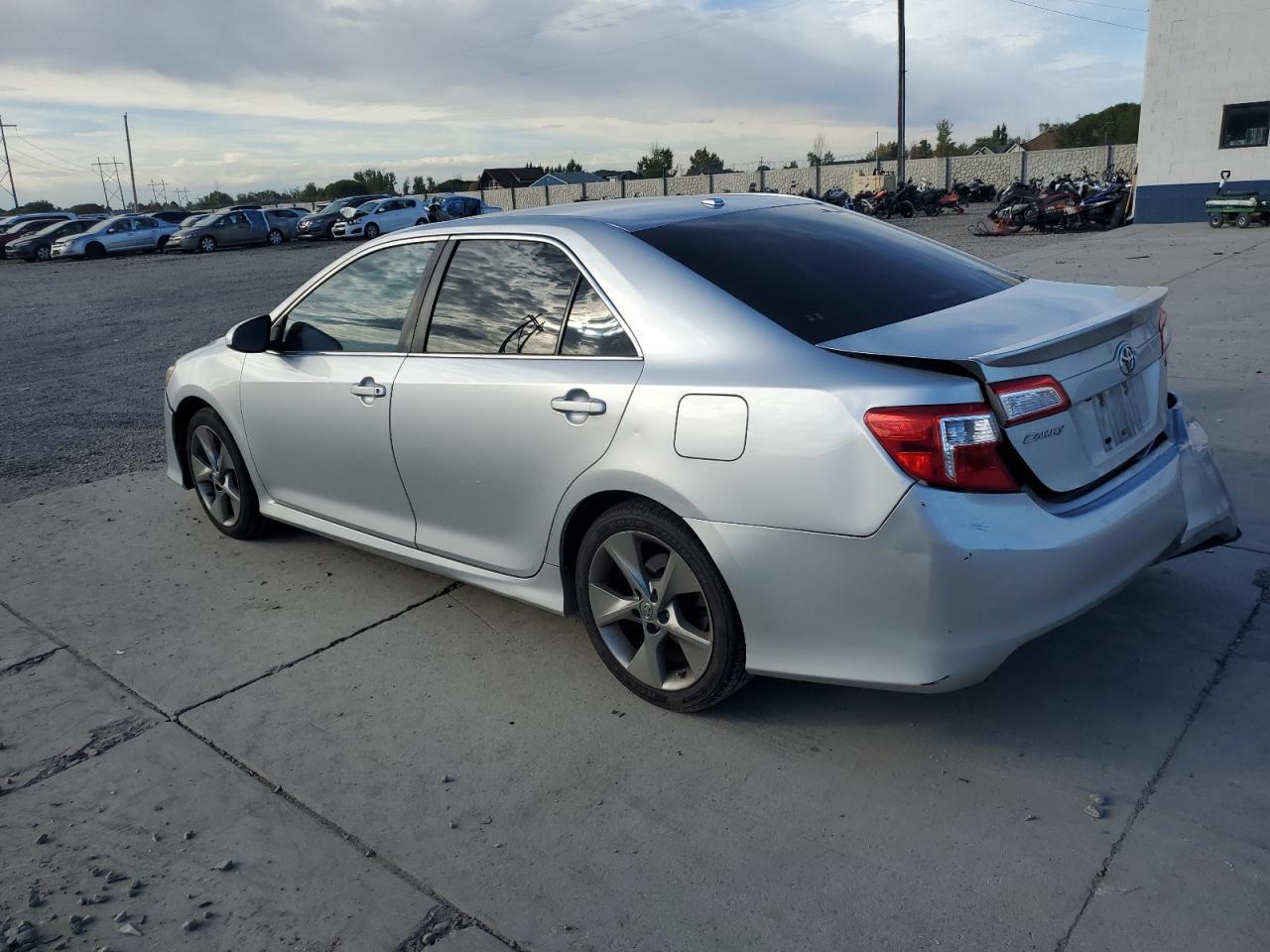 2013 TOYOTA CAMRY