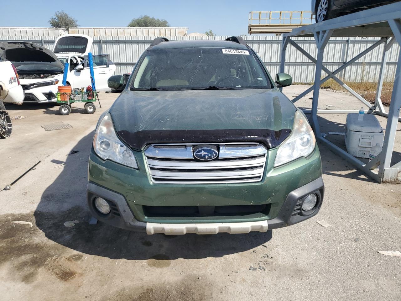 2013 SUBARU Outback