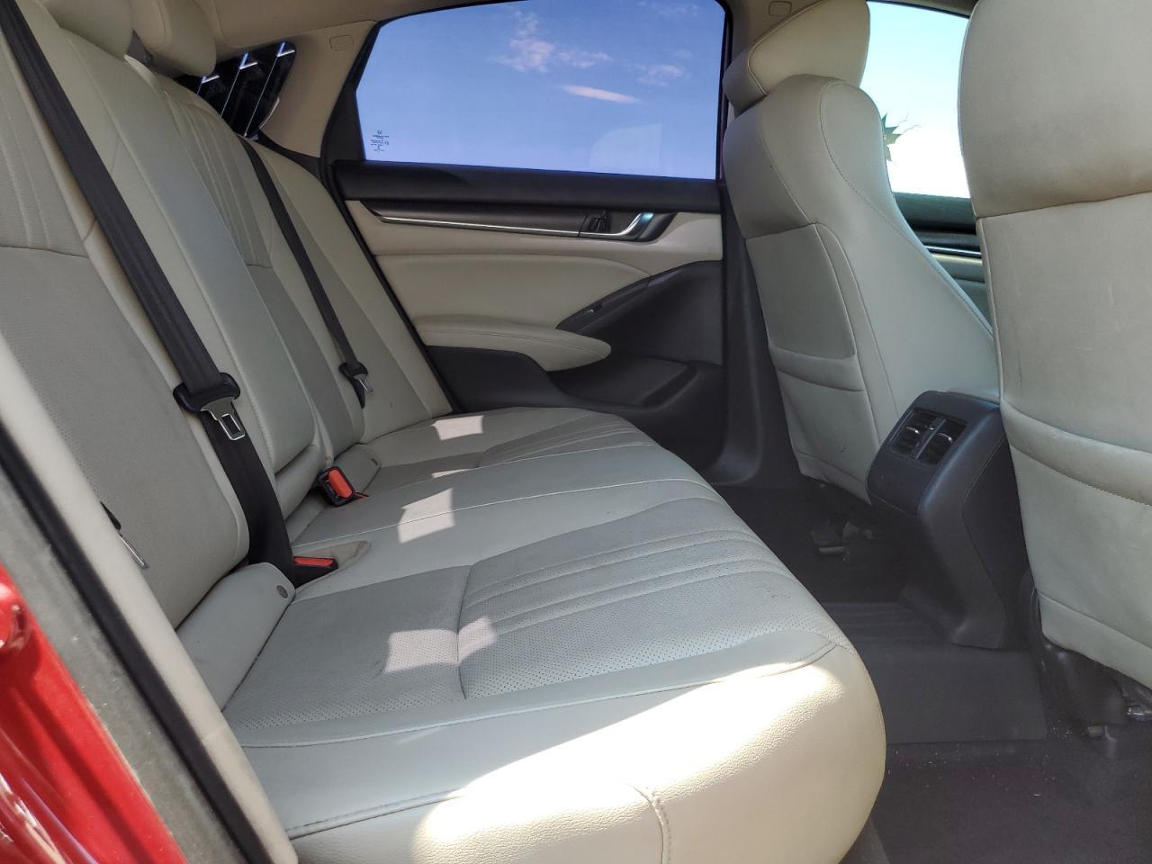 2018 HONDA ACCORD