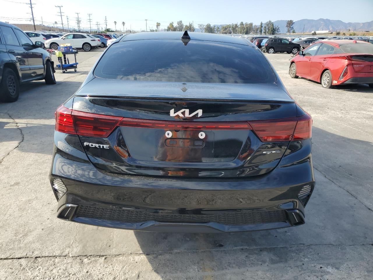 2024 KIA FORTE
