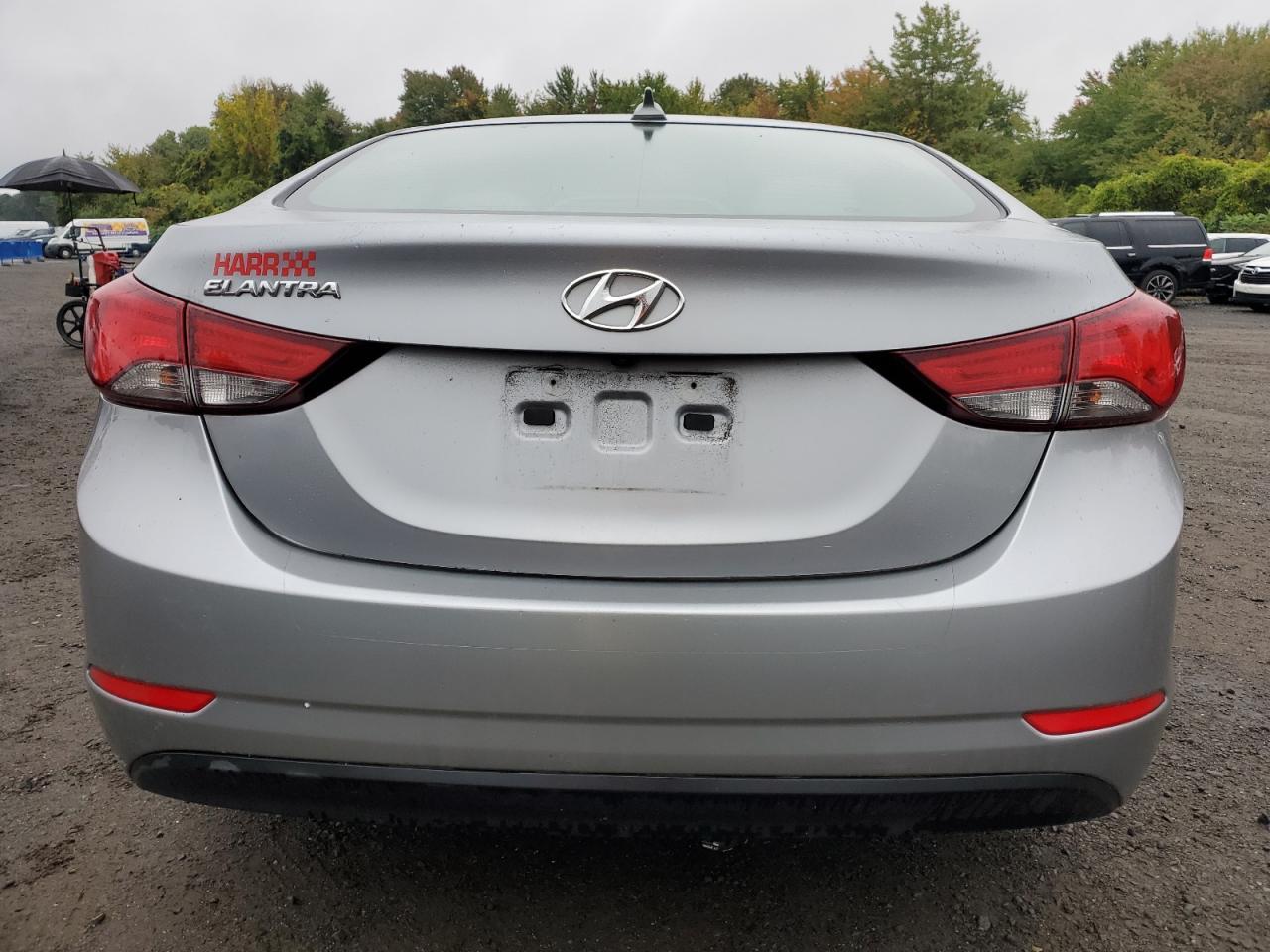 2016 HYUNDAI ELANTRA