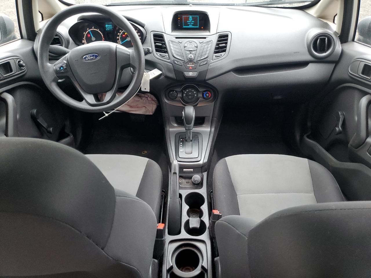 2017 FORD Fiesta