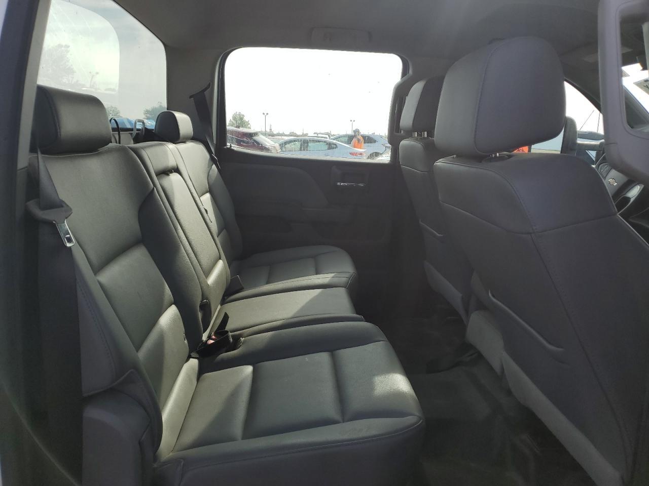 2018 CHEVROLET Silverado