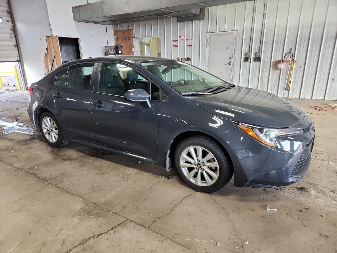 2025 TOYOTA COROLLA