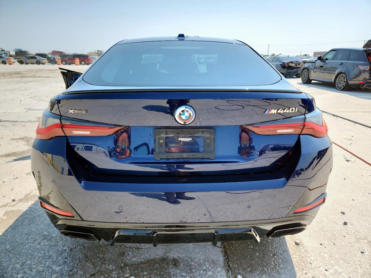 2023 BMW M440i