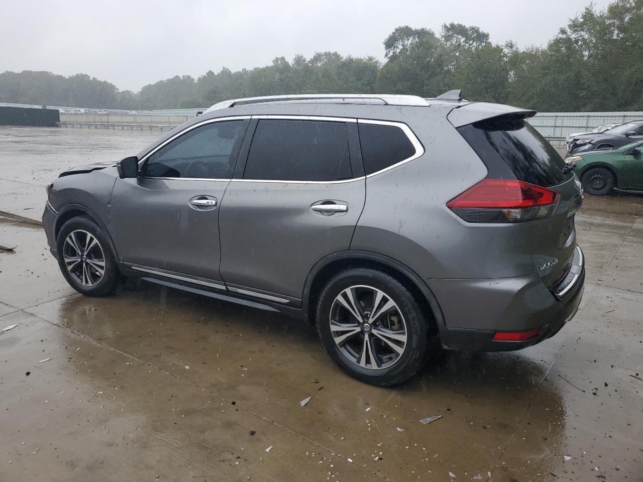 2018 NISSAN ROGUE