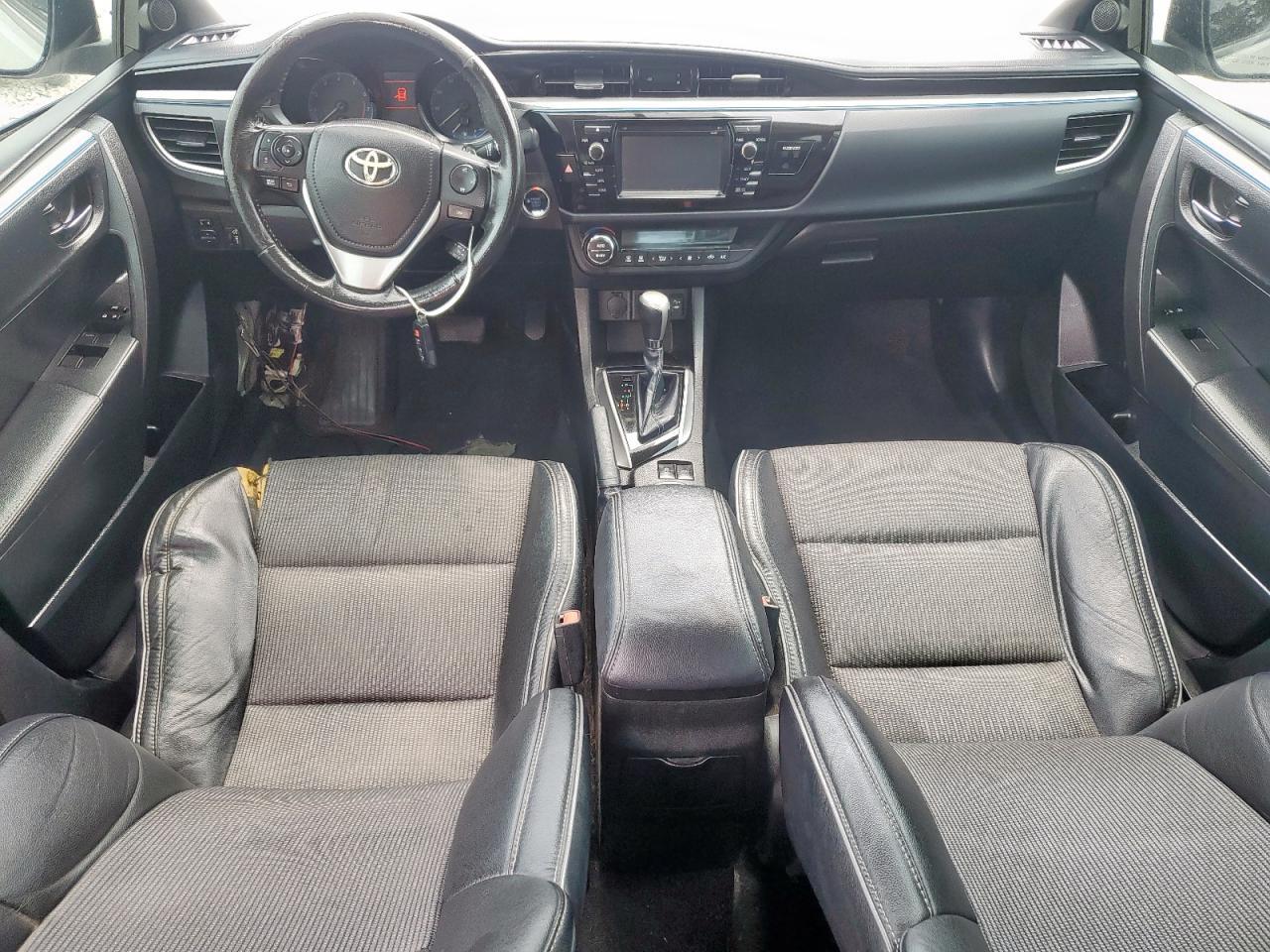 2016 TOYOTA COROLLA