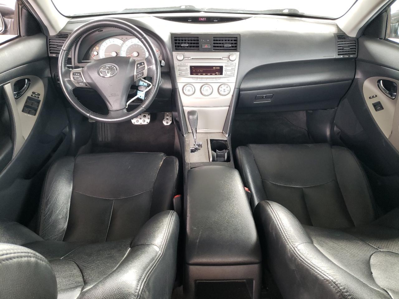 2011 TOYOTA CAMRY