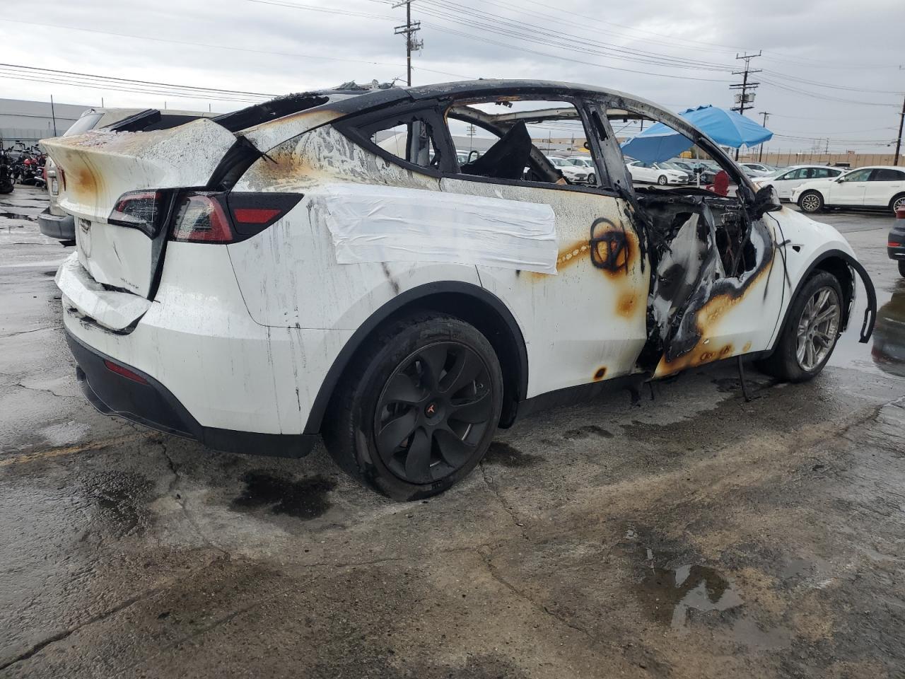 2023 TESLA MODEL Y