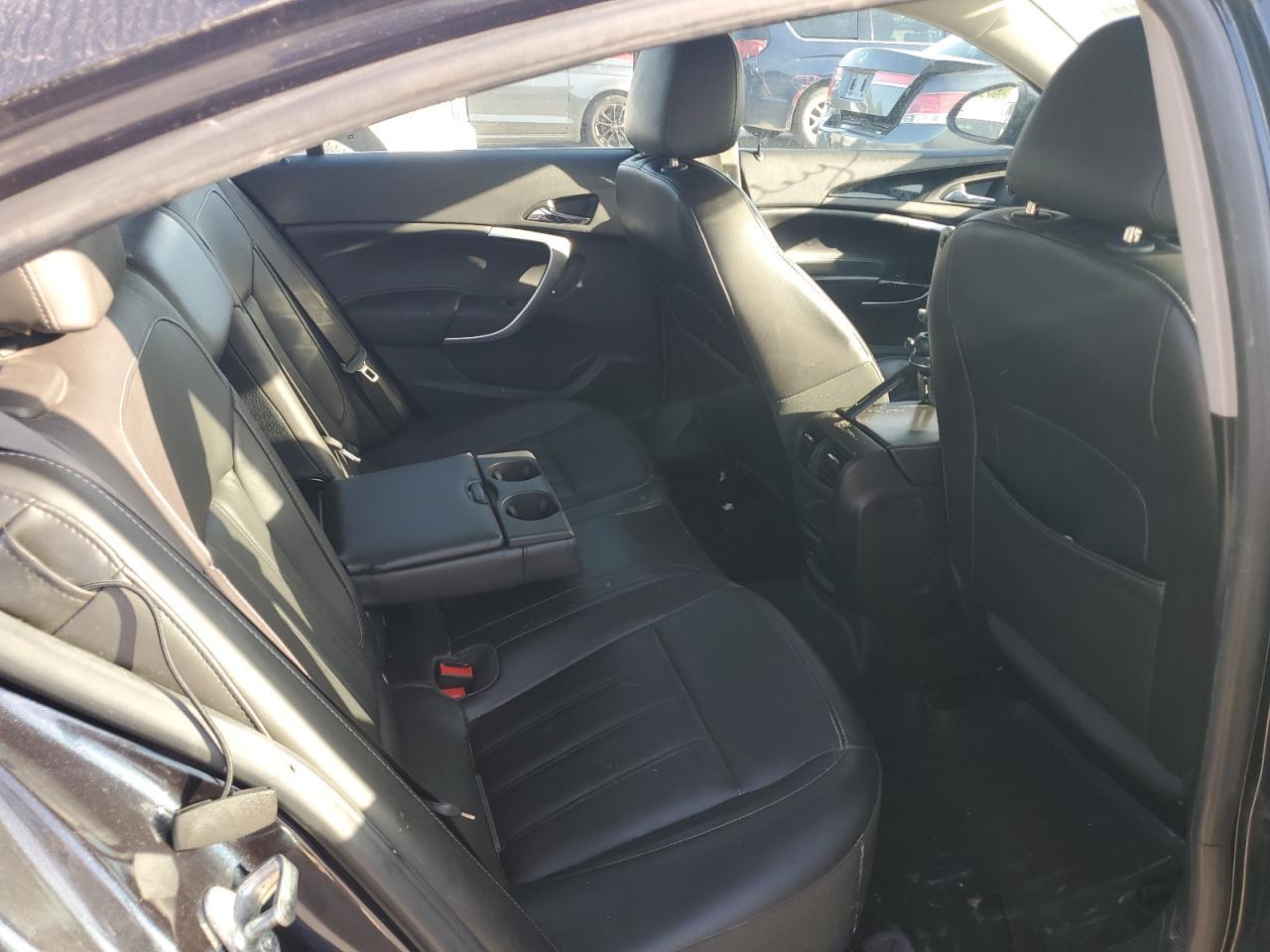 2013 BUICK Regal