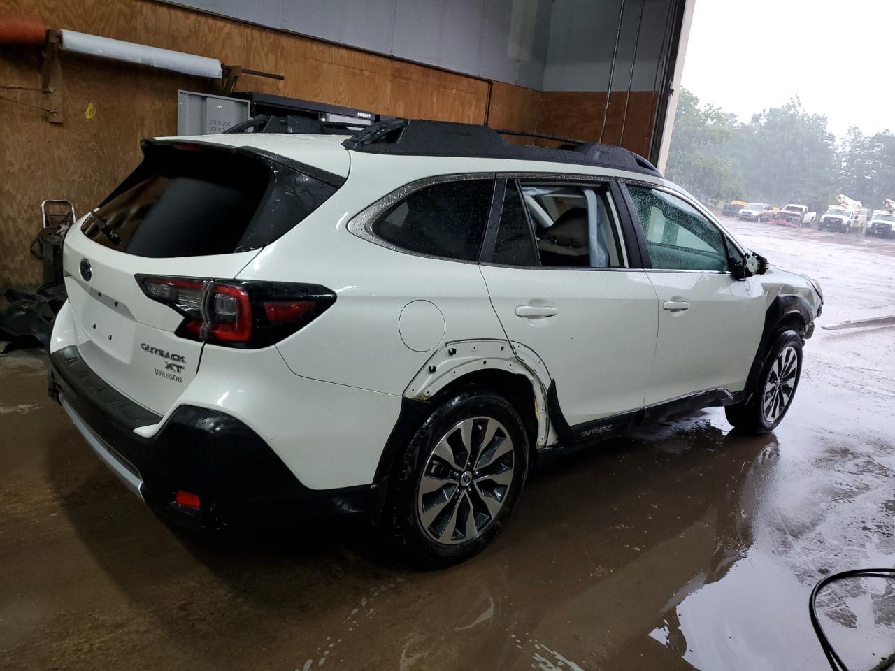 2024 SUBARU Outback