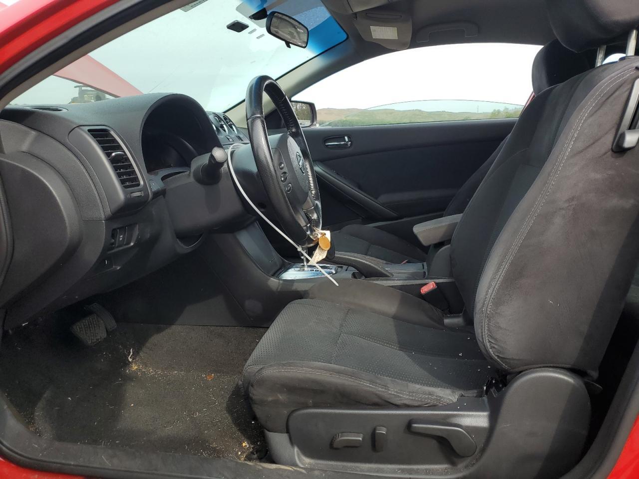 2010 NISSAN ALTIMA