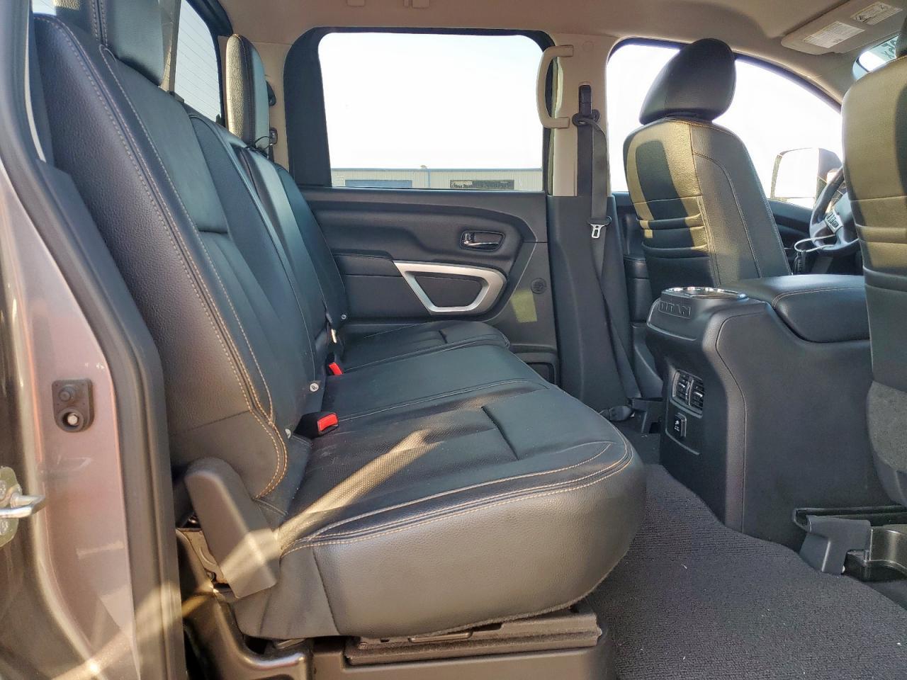 2018 NISSAN Titan
