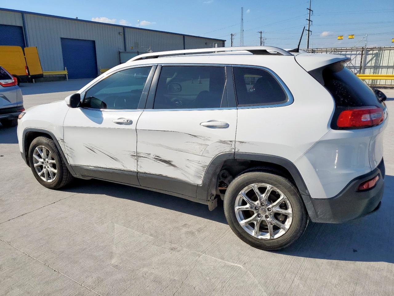 2018 JEEP CHEROKEE