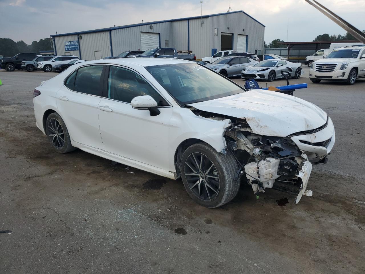 2022 TOYOTA CAMRY