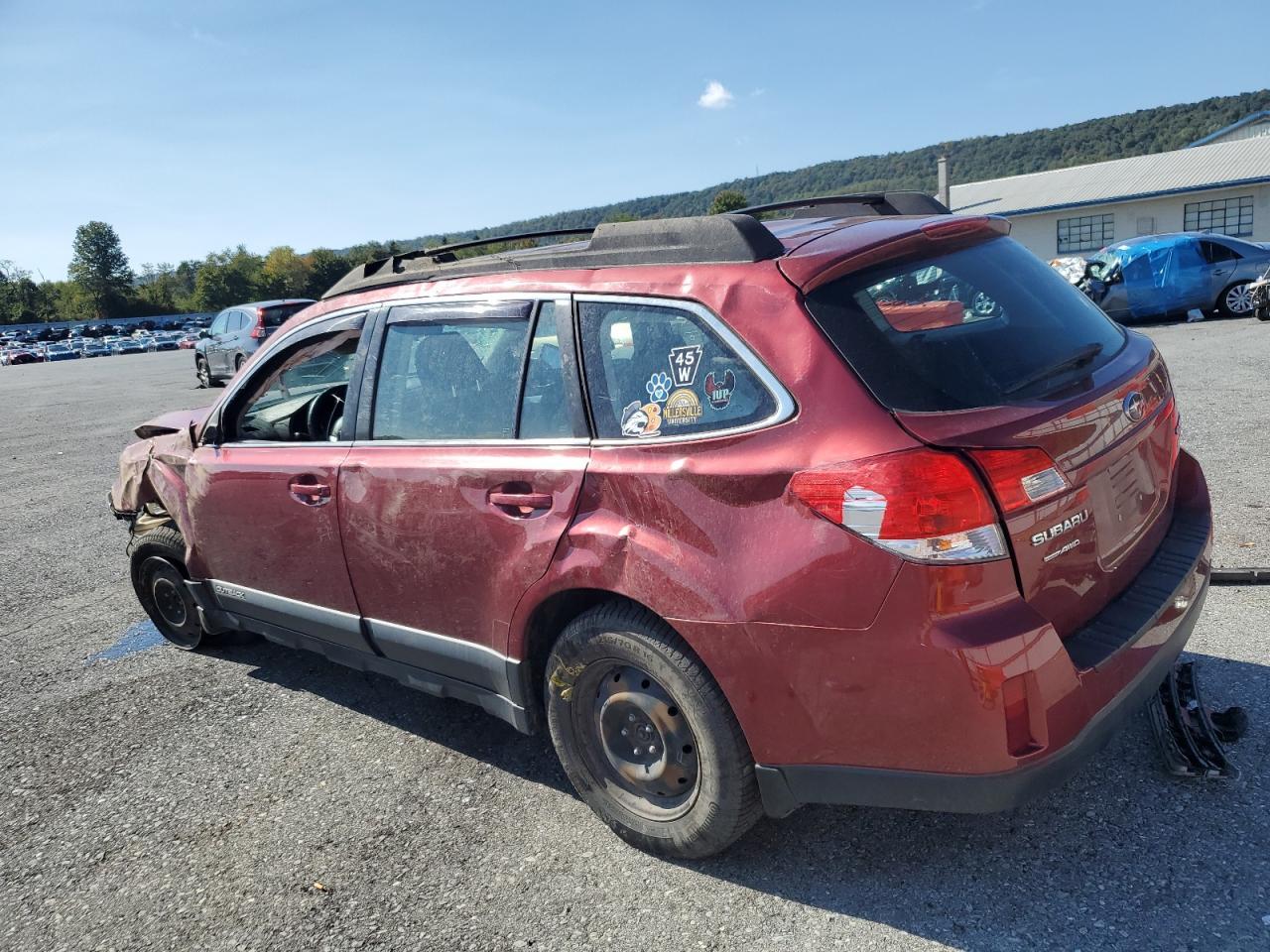 2013 SUBARU Outback