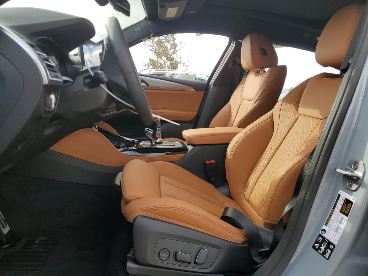 2025 BMW X4