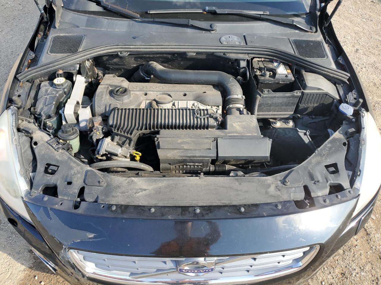 2013 VOLVO S60