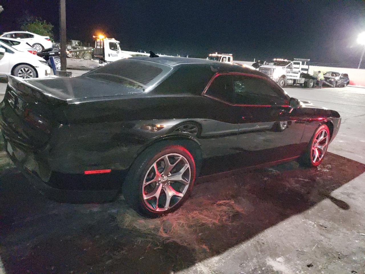 2015 DODGE Challenger