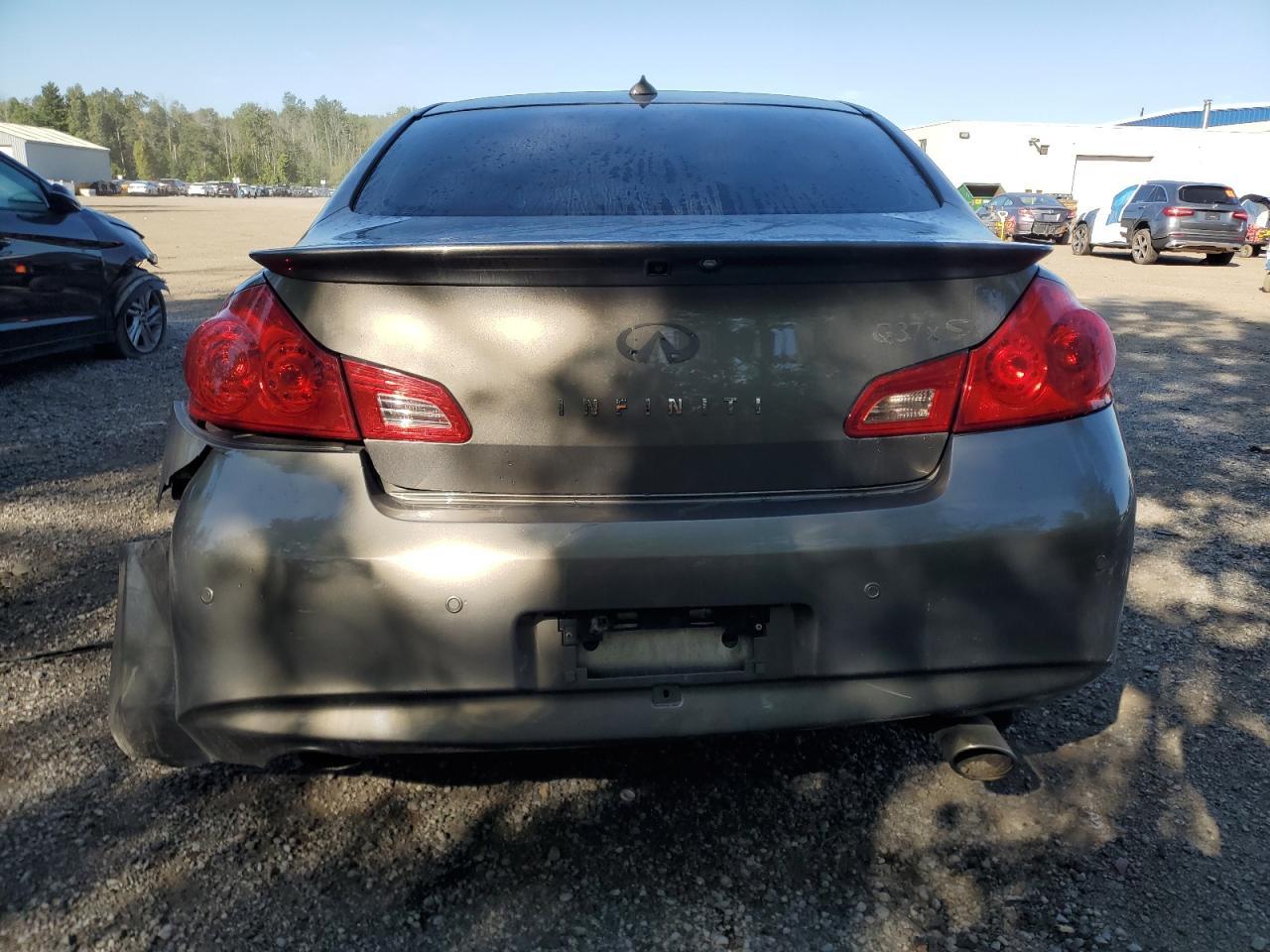 2013 INFINITI G37