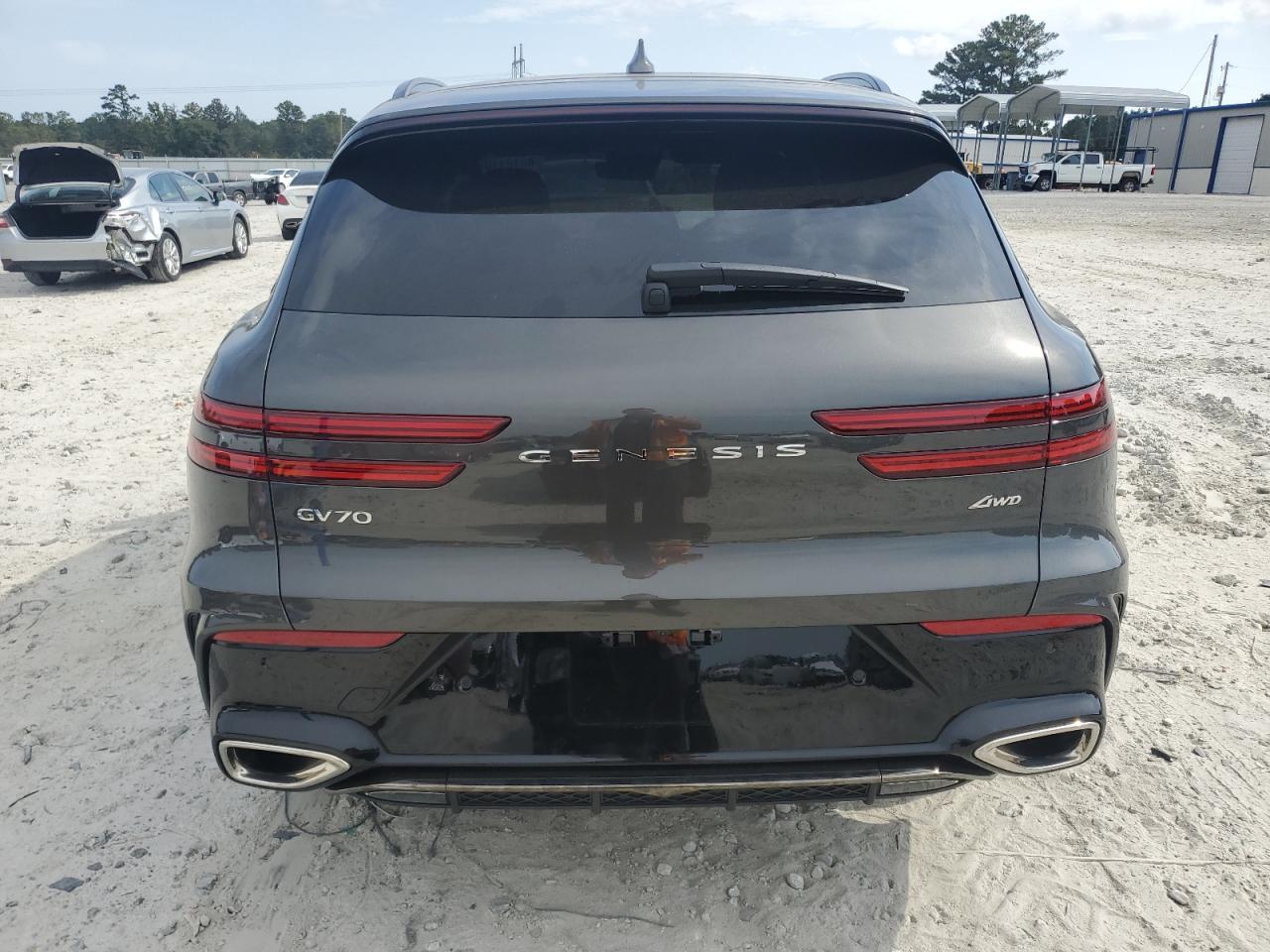 2026 GENESIS GV70