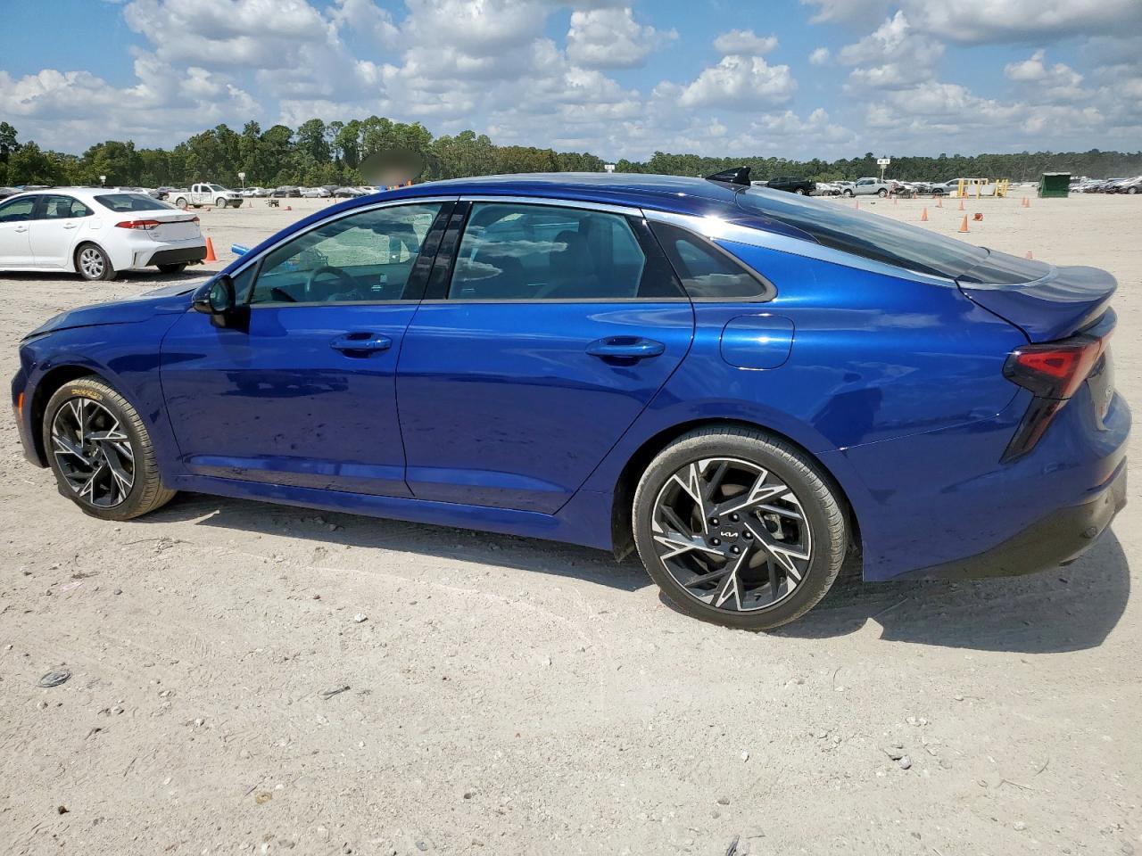2025 KIA K5