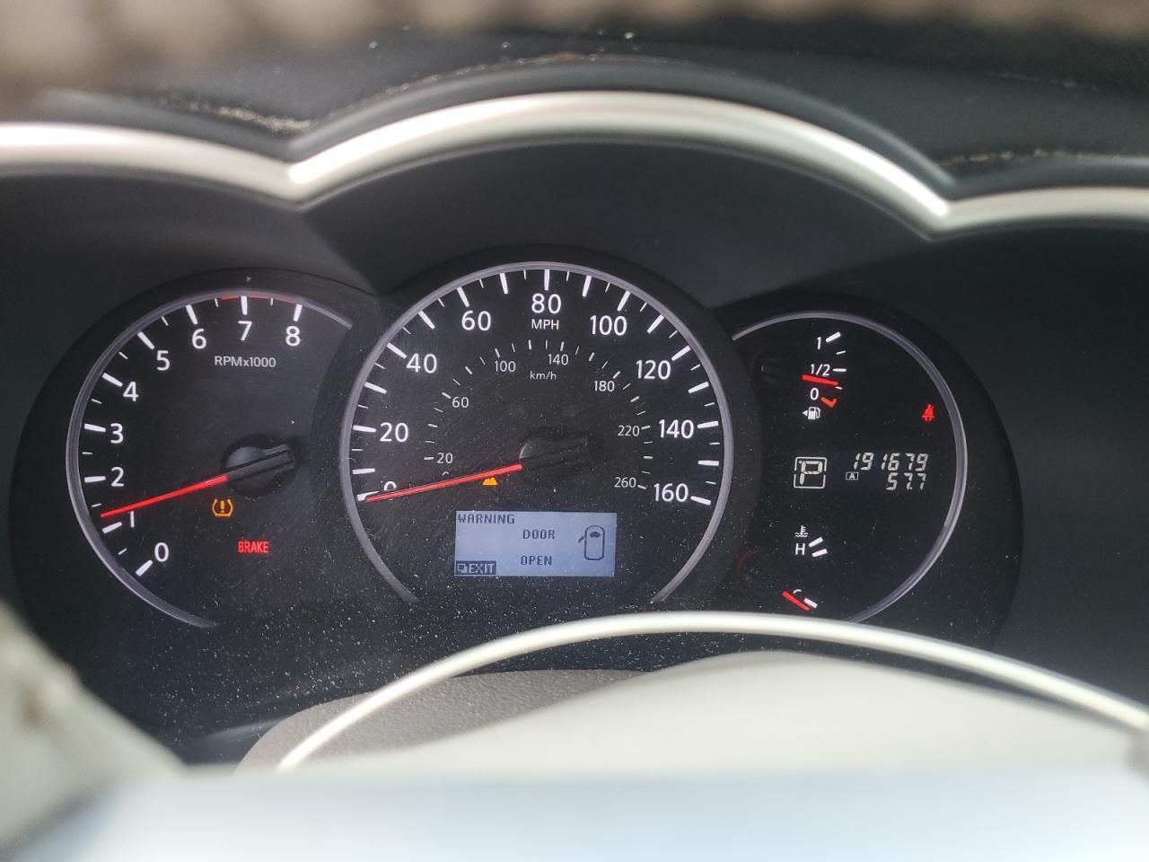 2011 NISSAN Quest