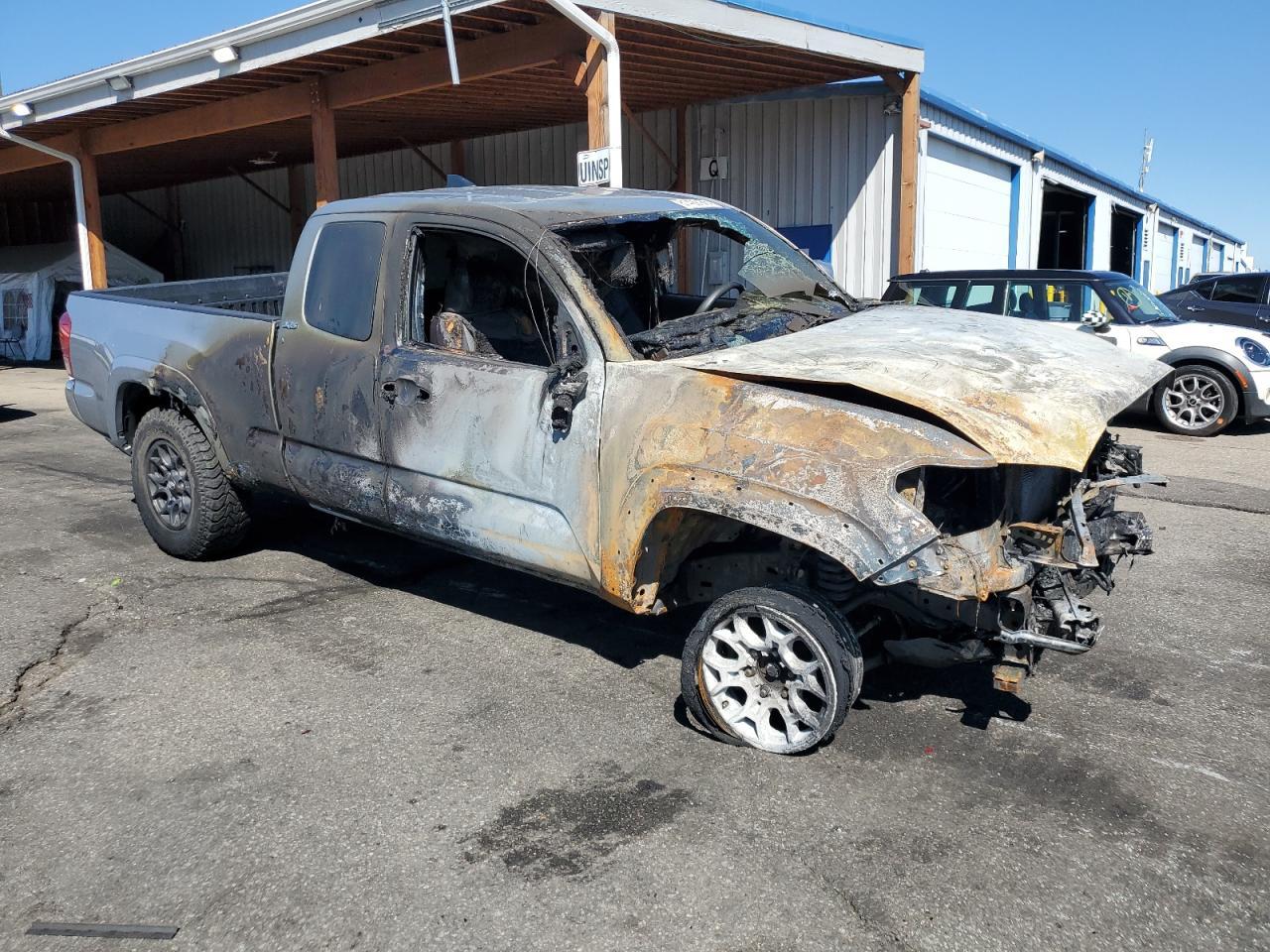 2017 TOYOTA TACOMA