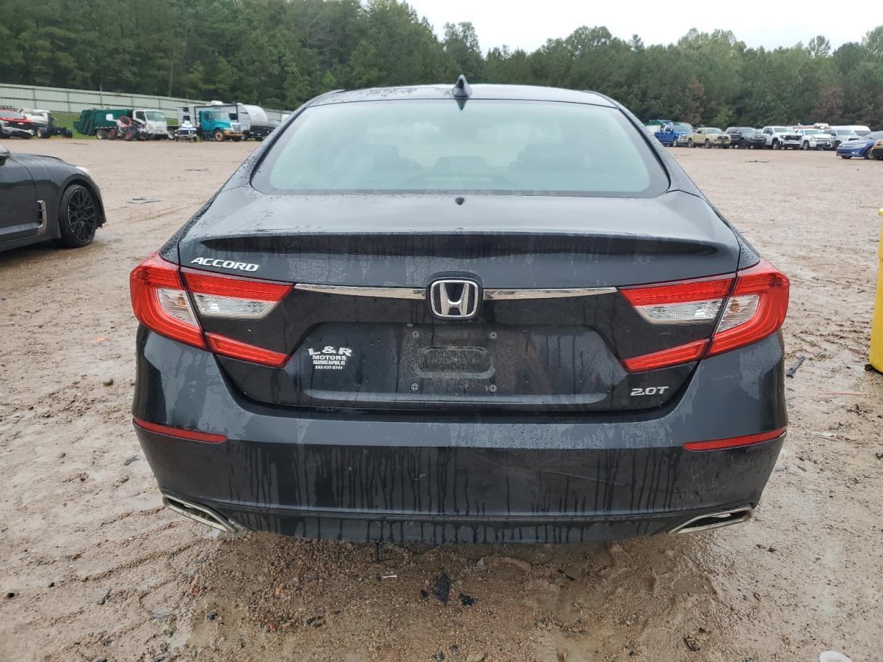 2018 HONDA ACCORD
