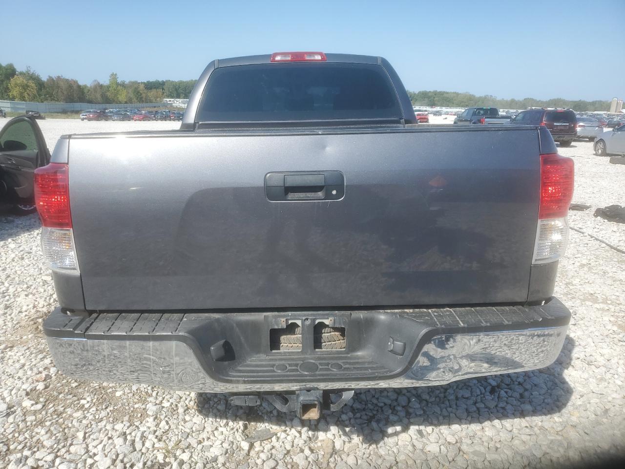2011 TOYOTA TUNDRA