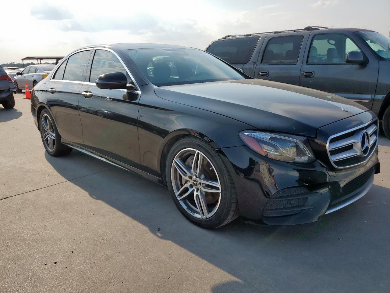 2019 MERCEDES-BENZ E-Class