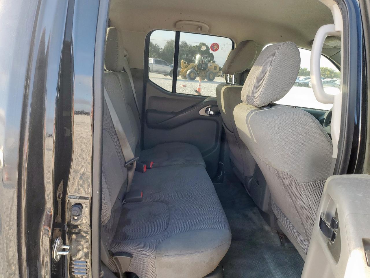 2016 NISSAN Frontier