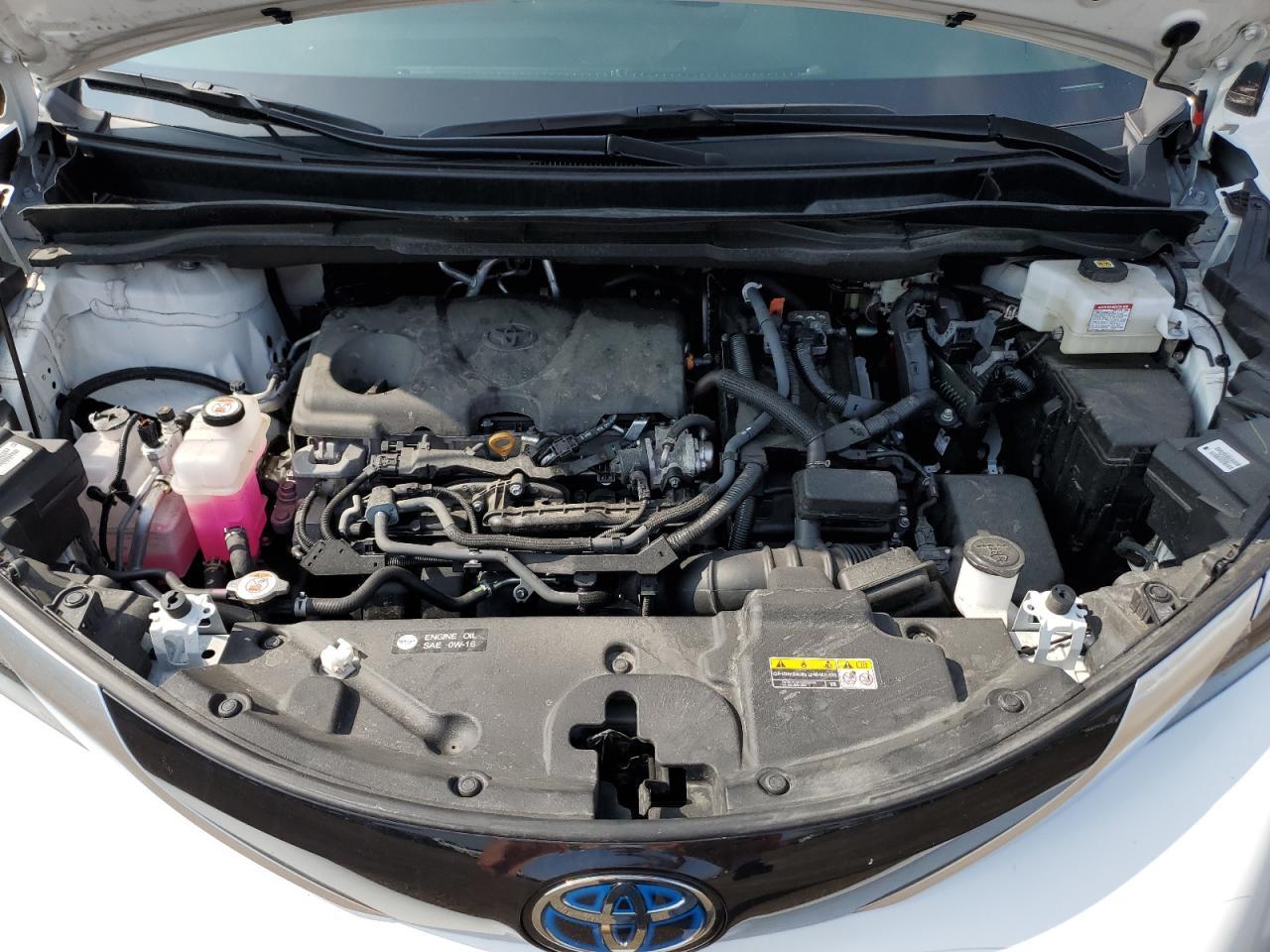 2024 TOYOTA SIENNA