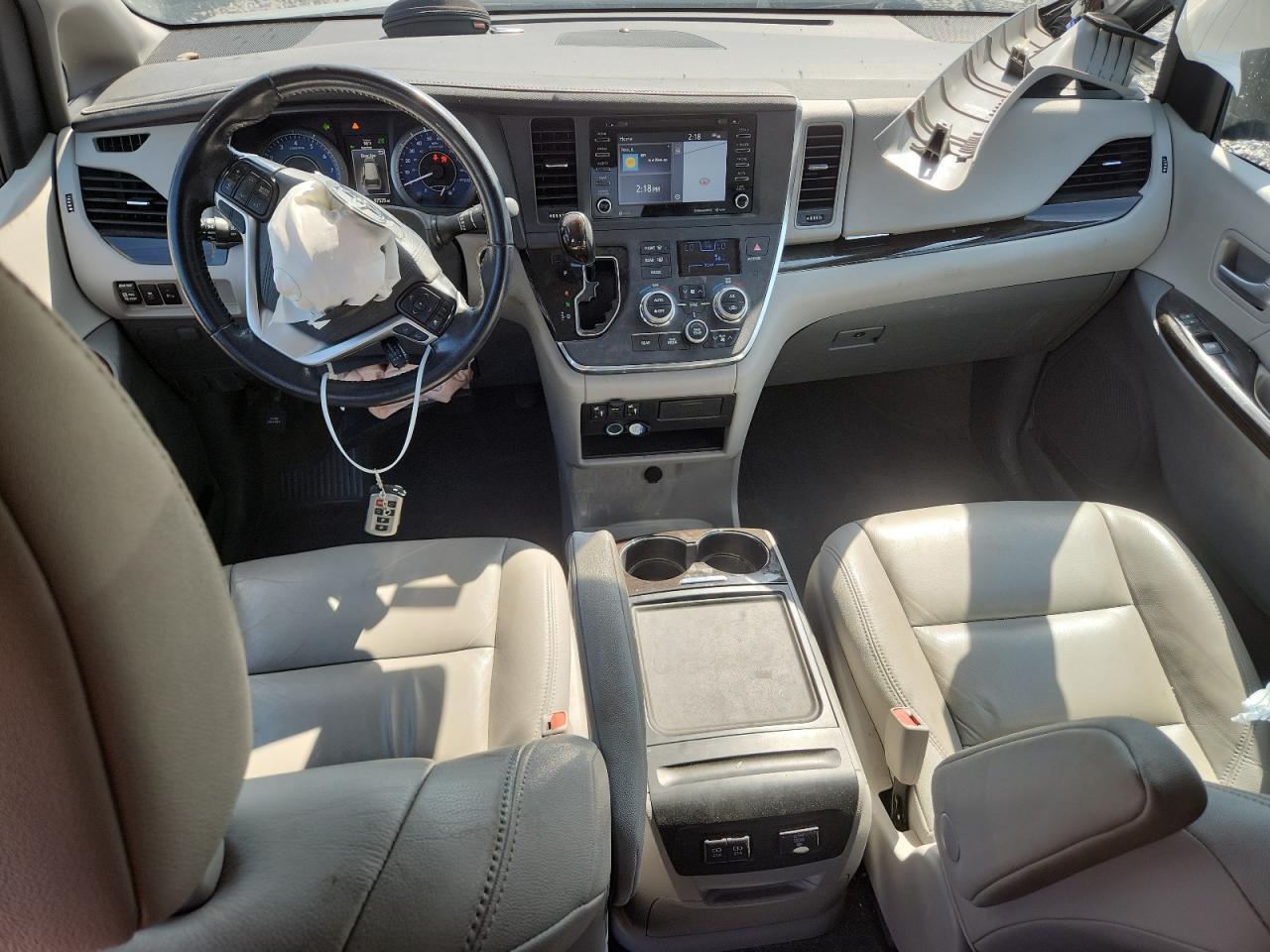 2019 TOYOTA SIENNA