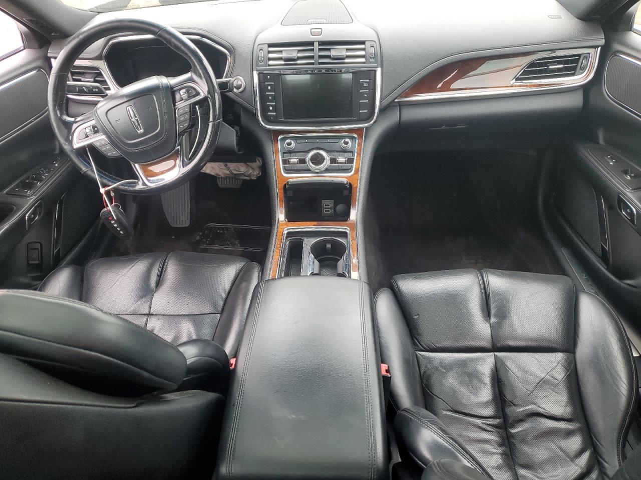 2017 LINCOLN Continental