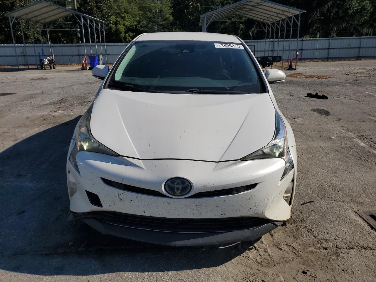 2017 TOYOTA PRIUS