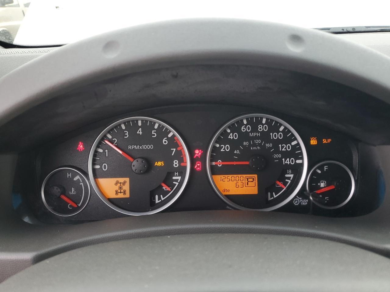 2011 NISSAN Frontier
