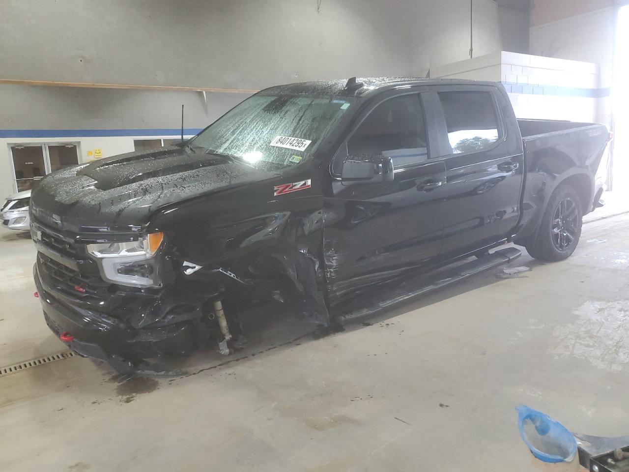 2023 CHEVROLET Silverado