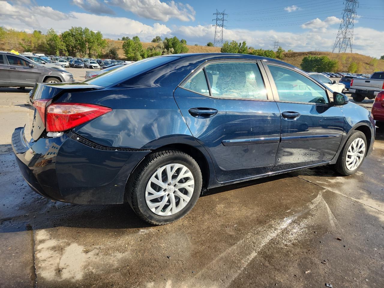 2018 TOYOTA COROLLA