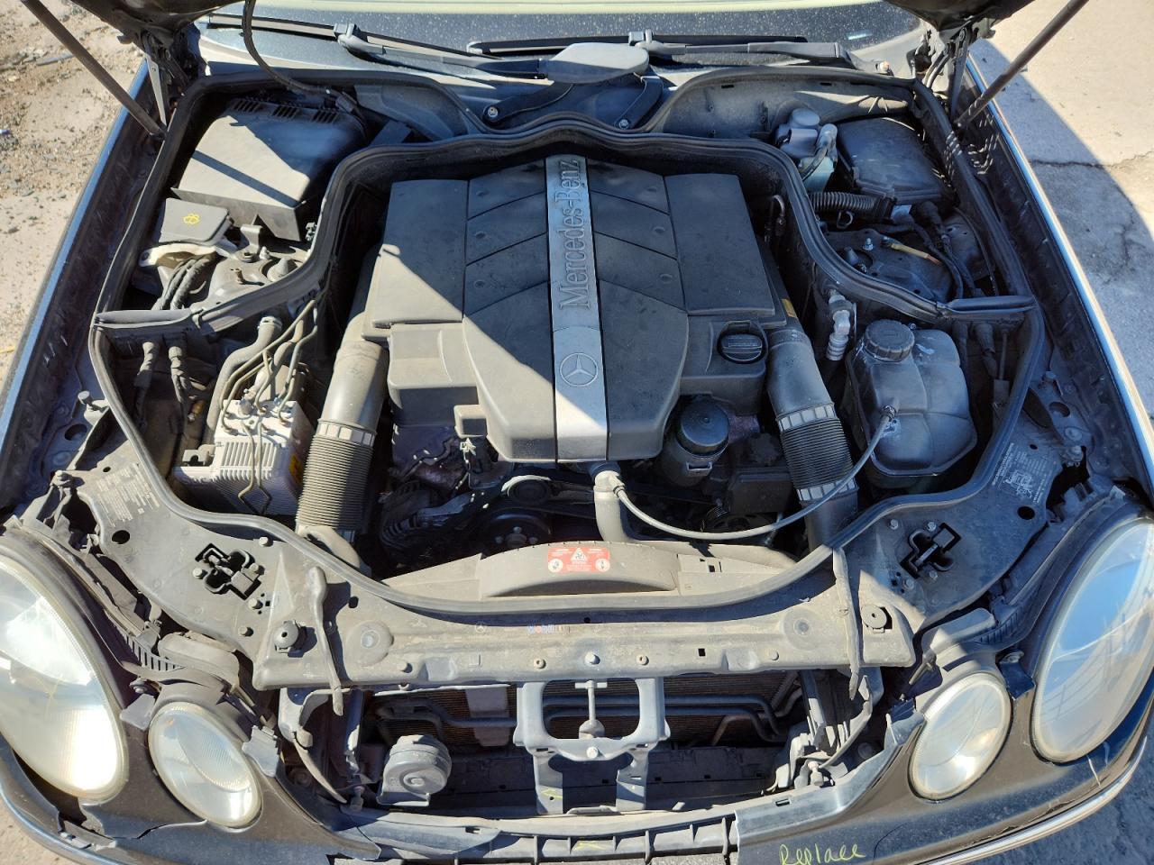 2004 MERCEDES-BENZ E-Class