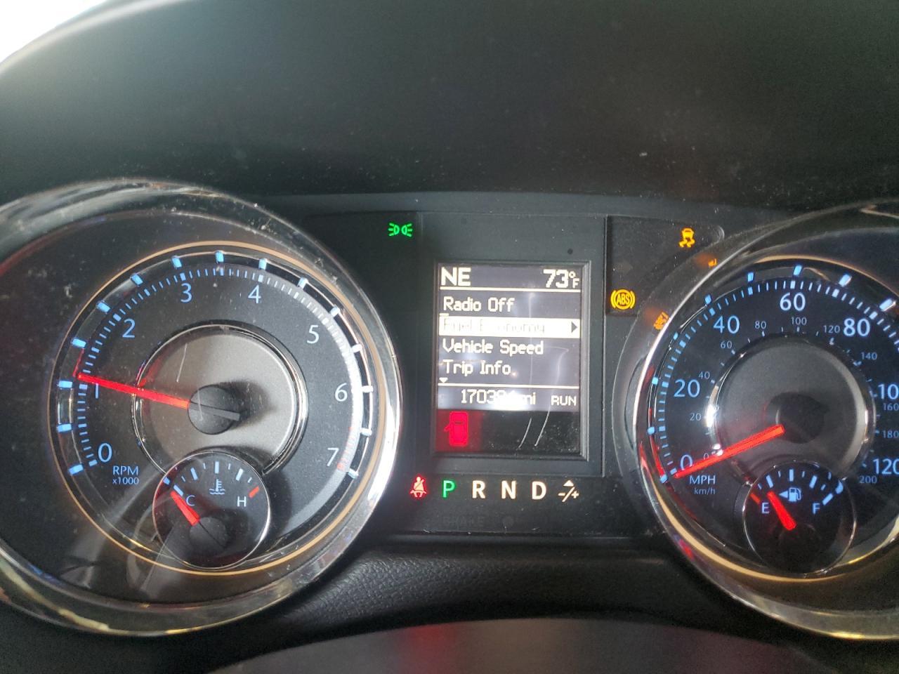2014 CHRYSLER Town & Country