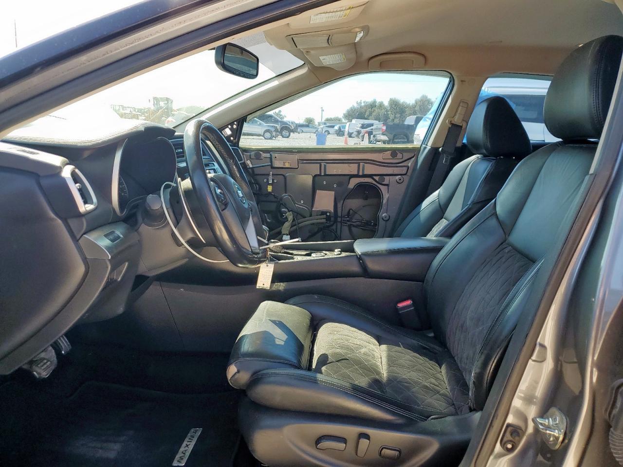 2016 NISSAN Maxima