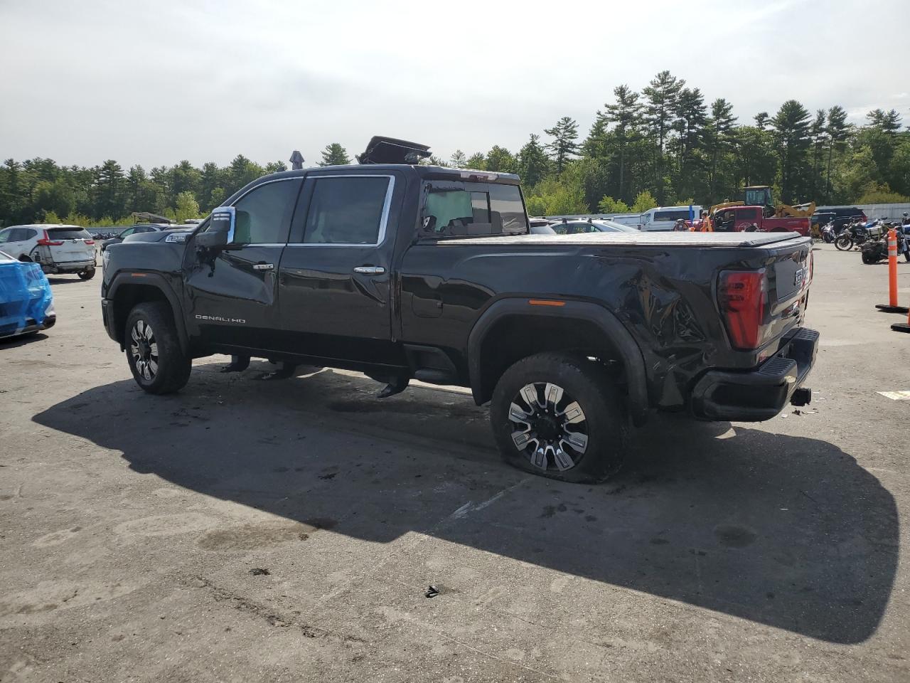 2025 GMC Sierra