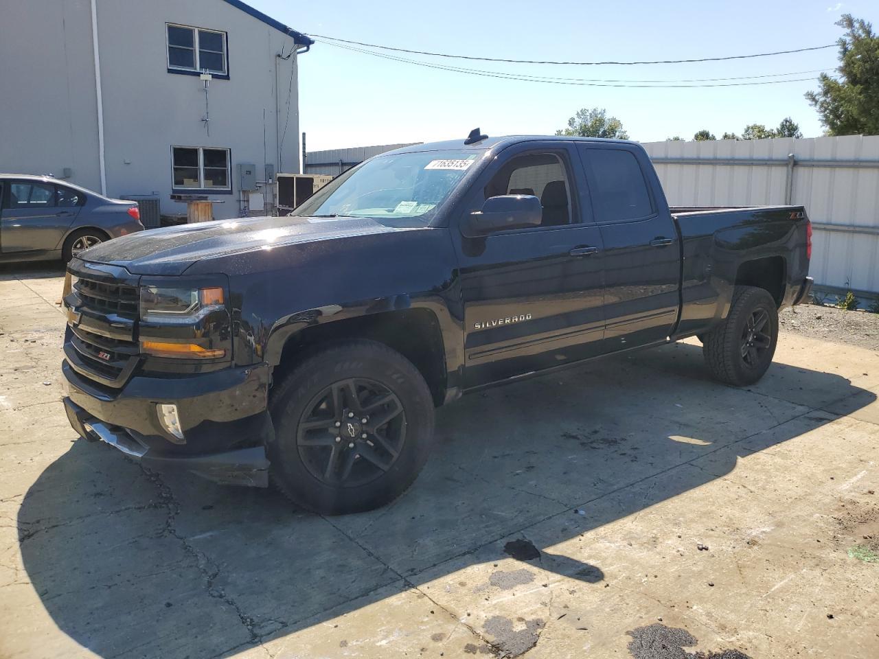 2018 CHEVROLET Silverado