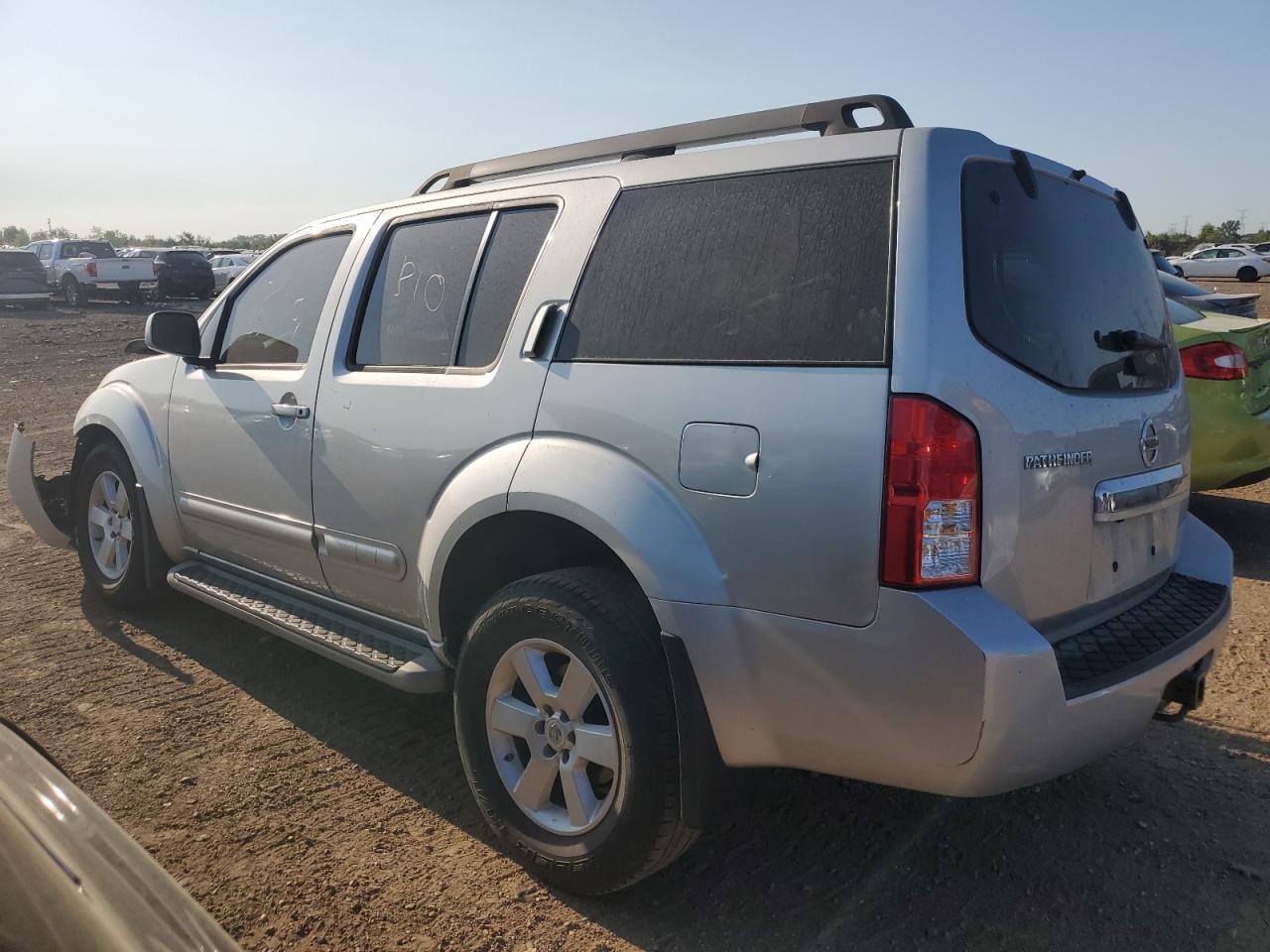 2011 NISSAN PATHFINDER