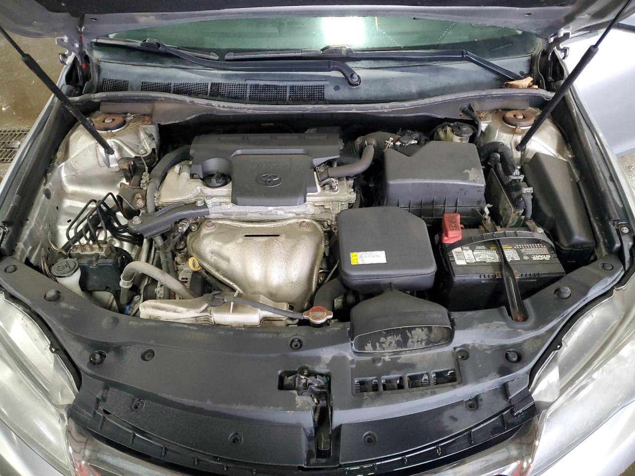 2016 TOYOTA CAMRY