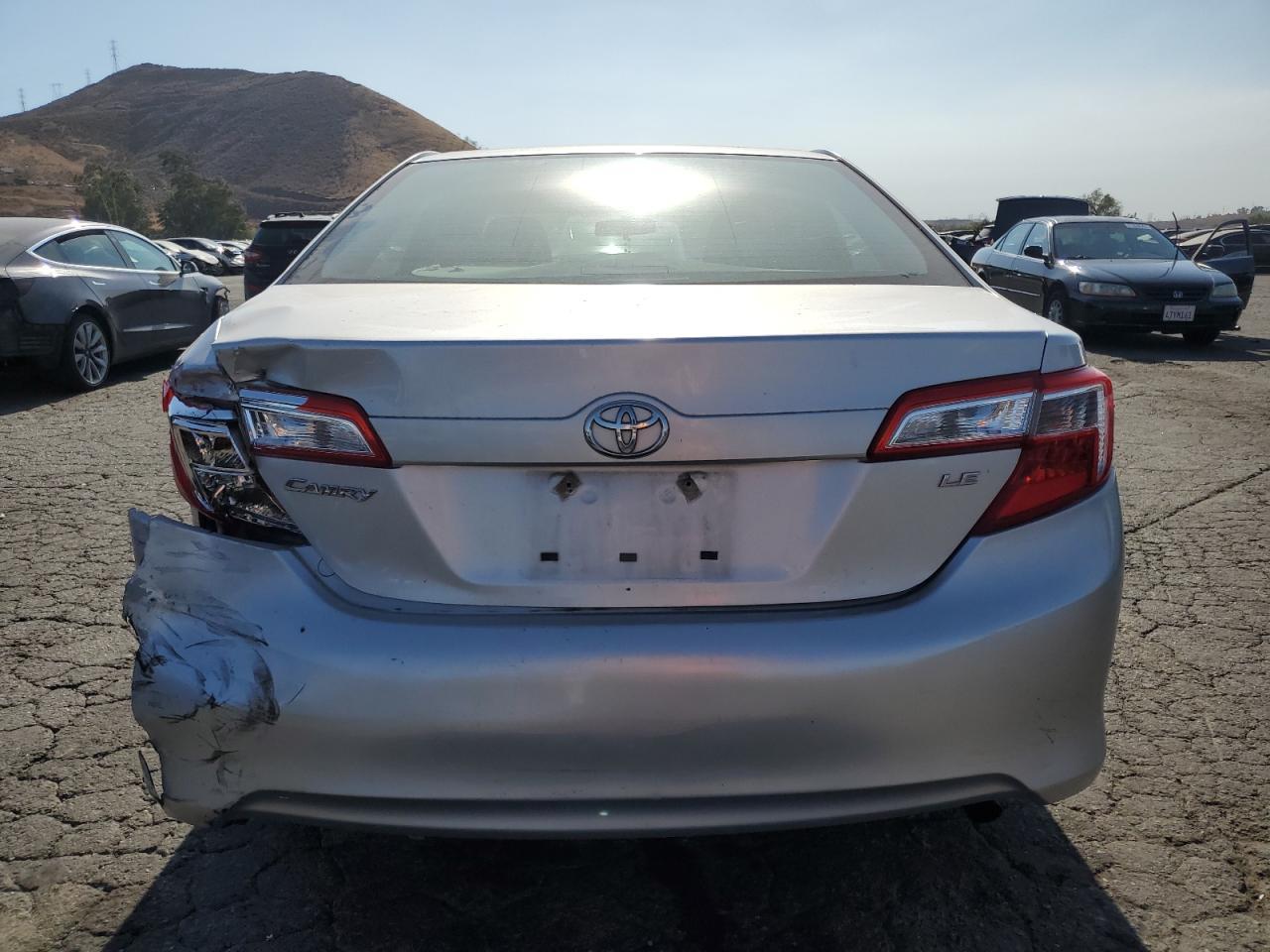 2014 TOYOTA CAMRY