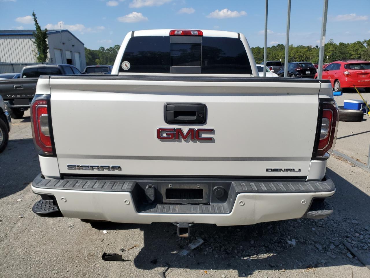 2017 GMC Sierra
